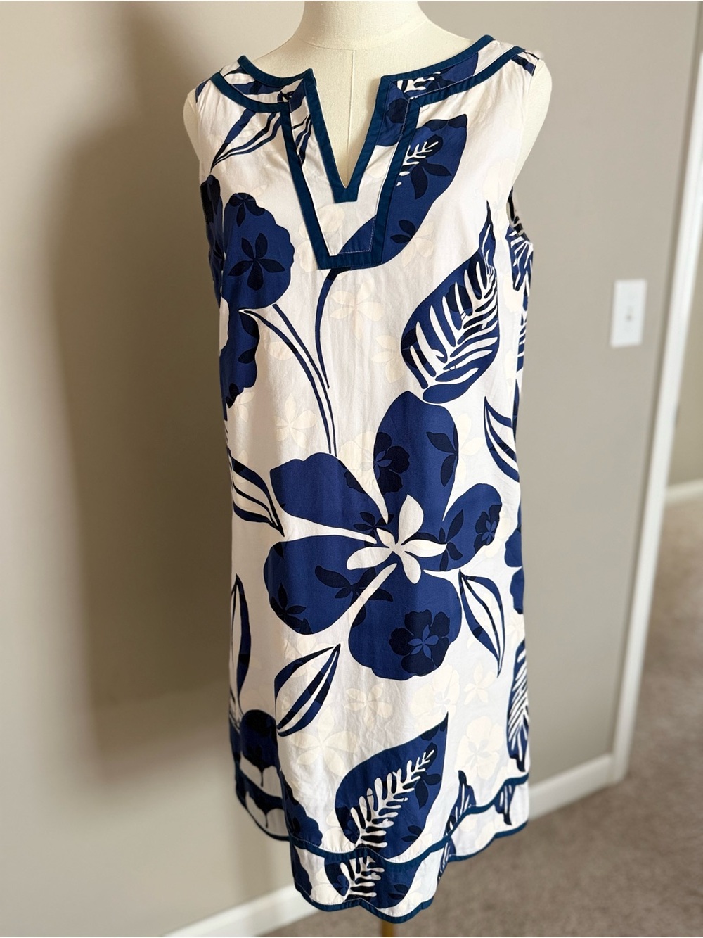 Rare Vintage Lilly Pulitzer Navy Tropical Floral Shift Dress Cotton Size 6